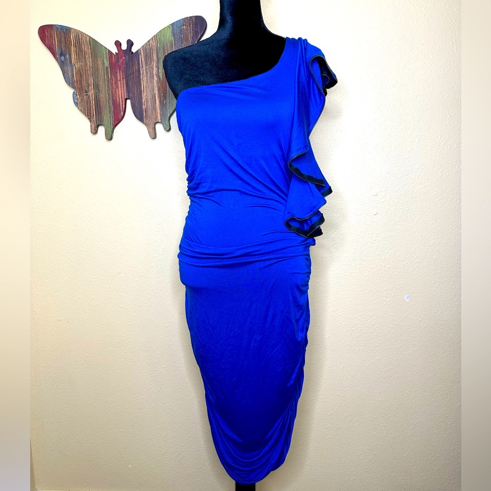 Double Zero One Shoulder Ruffle Dress